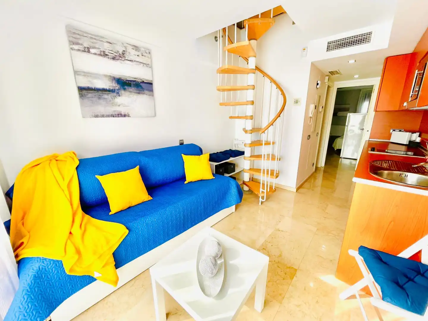 Living room of Apartments for rent in Benalmádena  with Air Conditioner, Terrace and Furnished