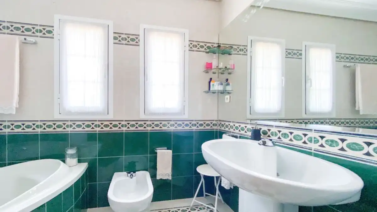 Baño de Casa o chalet en venta en Mijas con Calefacción, Jardín privado y Terraza
