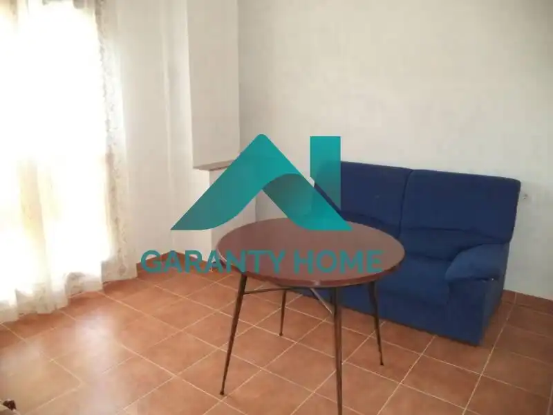 Sala d'estar de Casa o xalet en venda en Cáceres amb Terrassa i Moblat