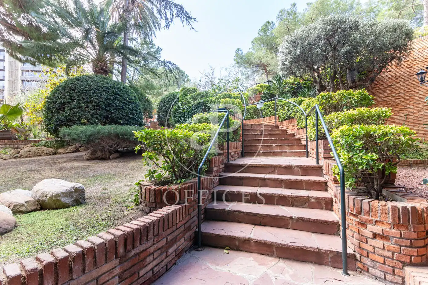 Garten von Büro zum Verkauf in Barcelona mit Klimaanlage