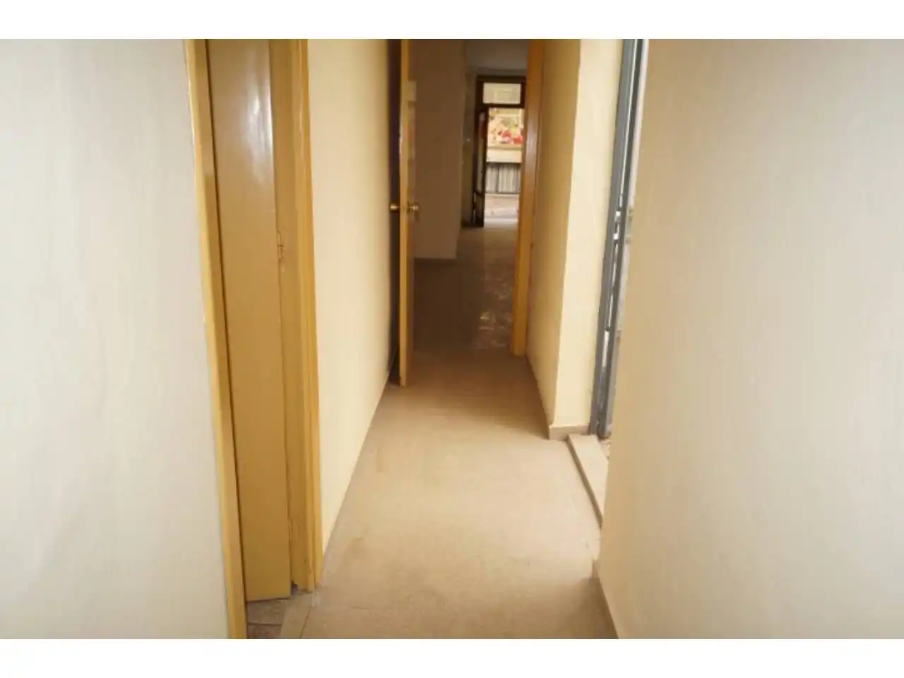 Local comercial en venda a Baena, imagen 4