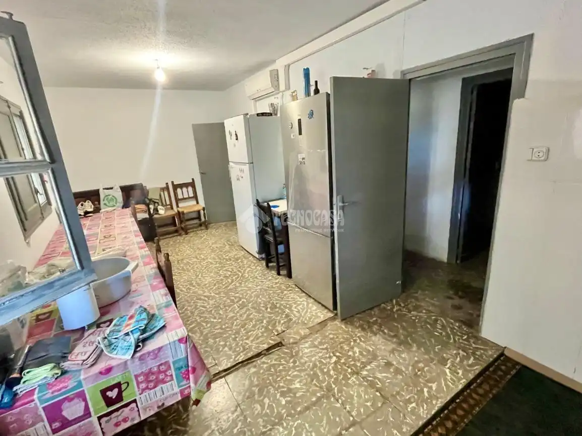 Kitchen of Land for sale in Zaragoza
