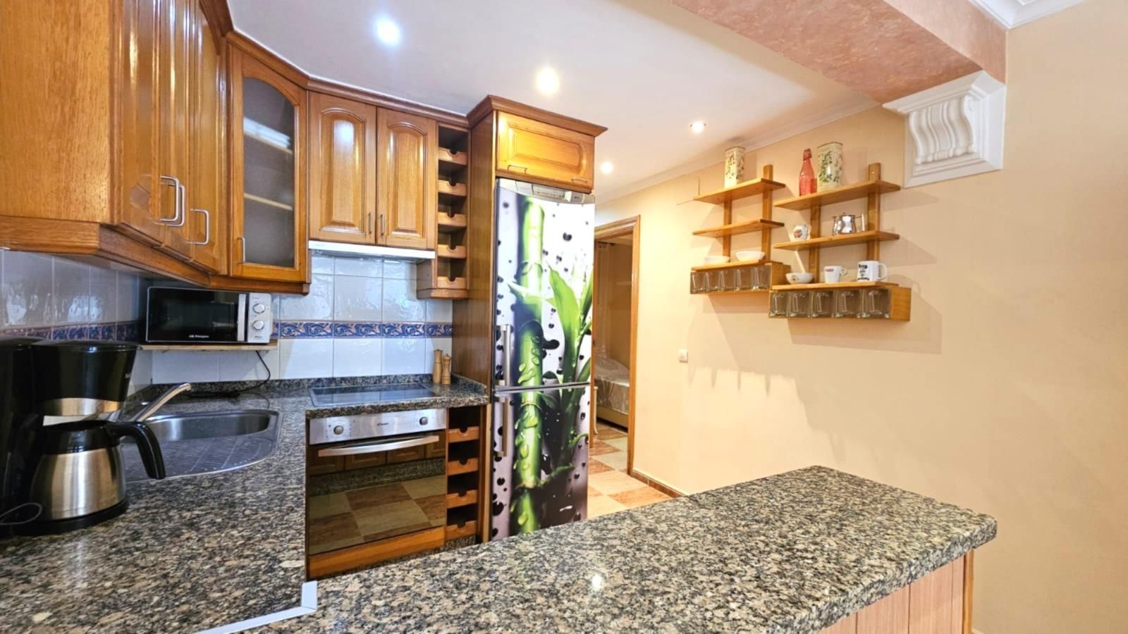 Cuina de Planta baixa en venda en Fuengirola amb Aire condicionat
