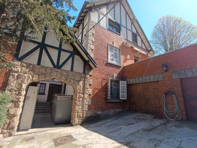 Dúplex en Venta en Avenida Basarte en Artatza - Pinueta - Pinosolo