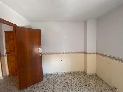 Dormitori de Pis en venda en Baza