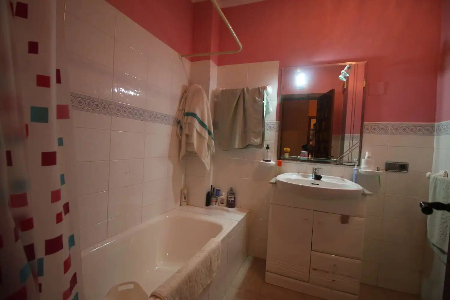 Bany de Apartament en venda en Cuevas del Almanzora amb Terrassa, Piscina i Moblat