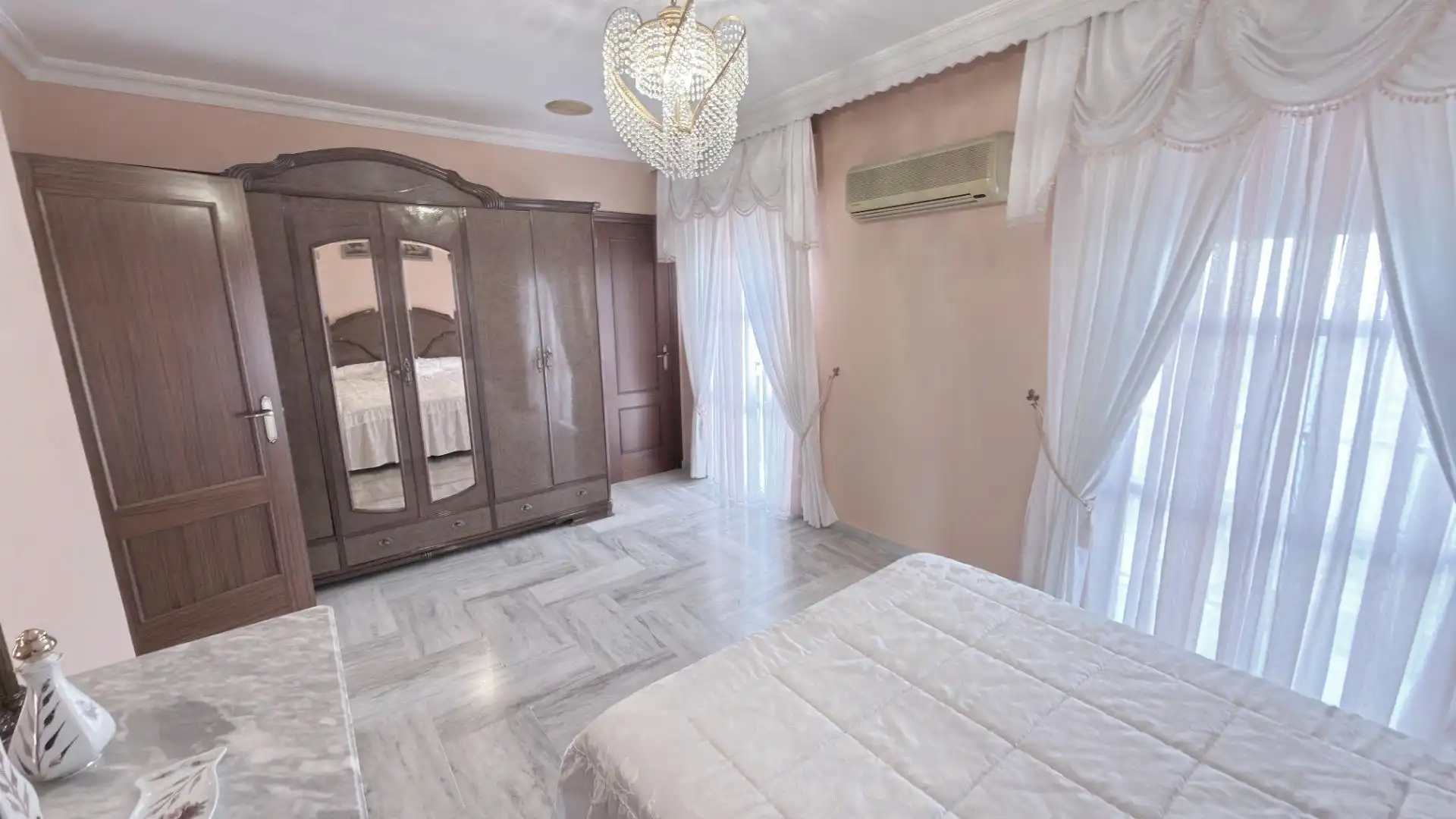 Habitación de Casa adosada en venta en Moguer con Terraza