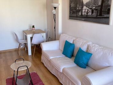 Apartamento con balcón en venta en Zona Papa Luna - Platja del Gurugú