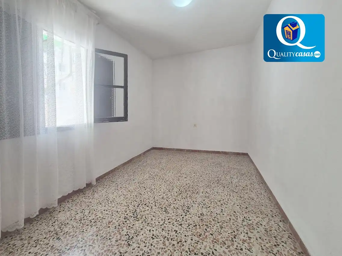 Dormitori de Apartament en venda en Alicante / Alacant amb Terrassa