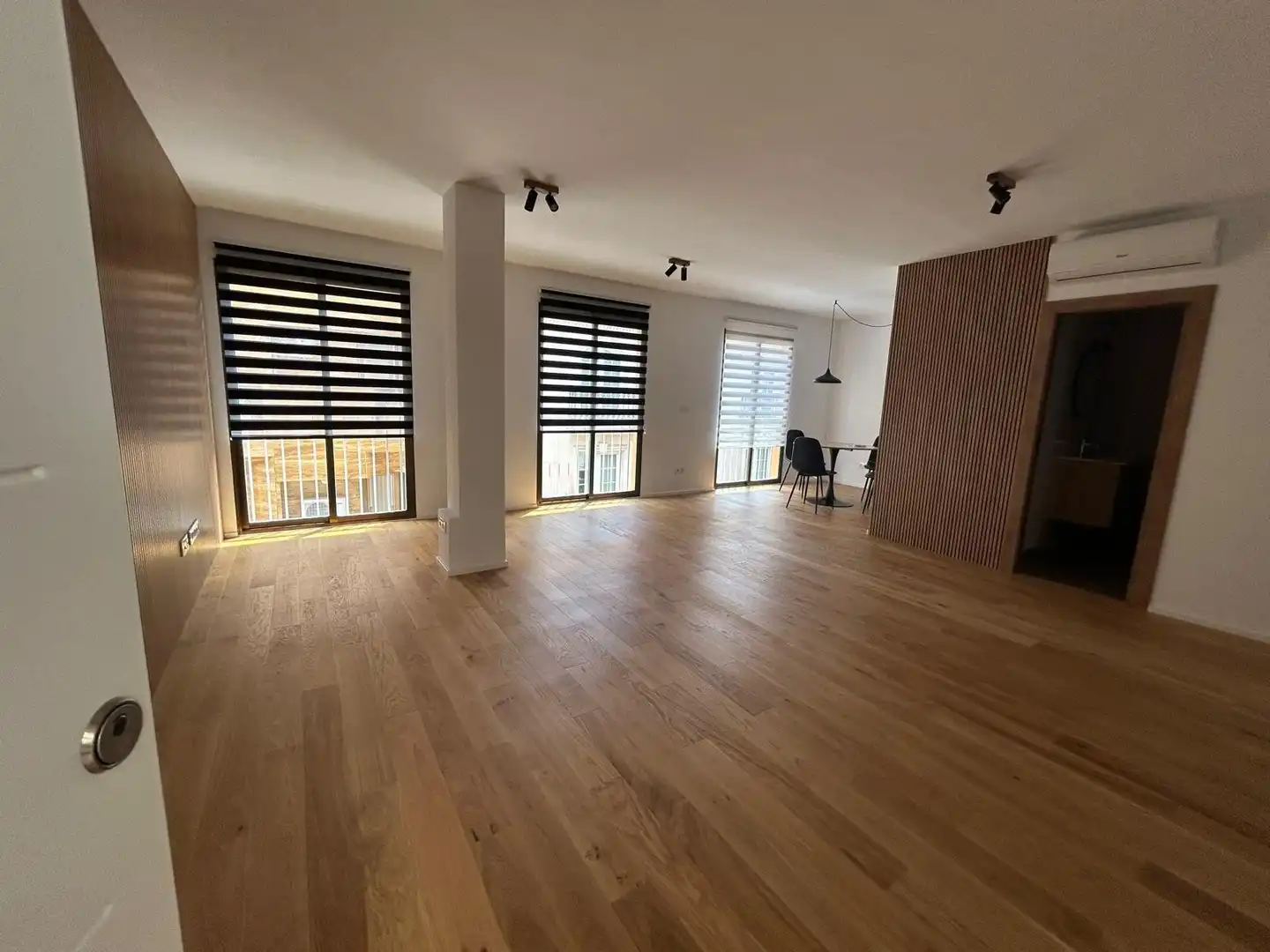Living room of Office for rent in Gandia  with Air Conditioner and Heating
