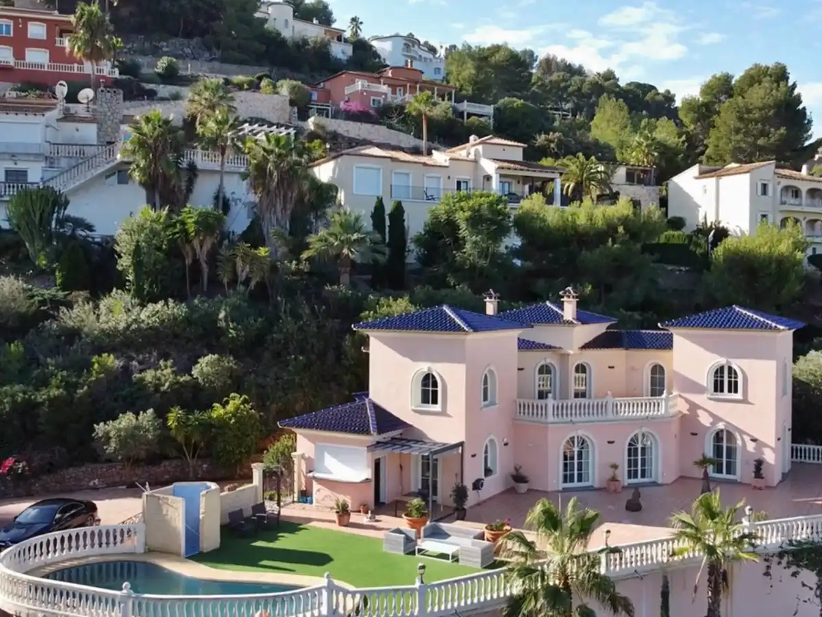 Vista exterior de Casa o xalet en venda en Pedreguer amb Aire condicionat, Calefacció i Jardí privat