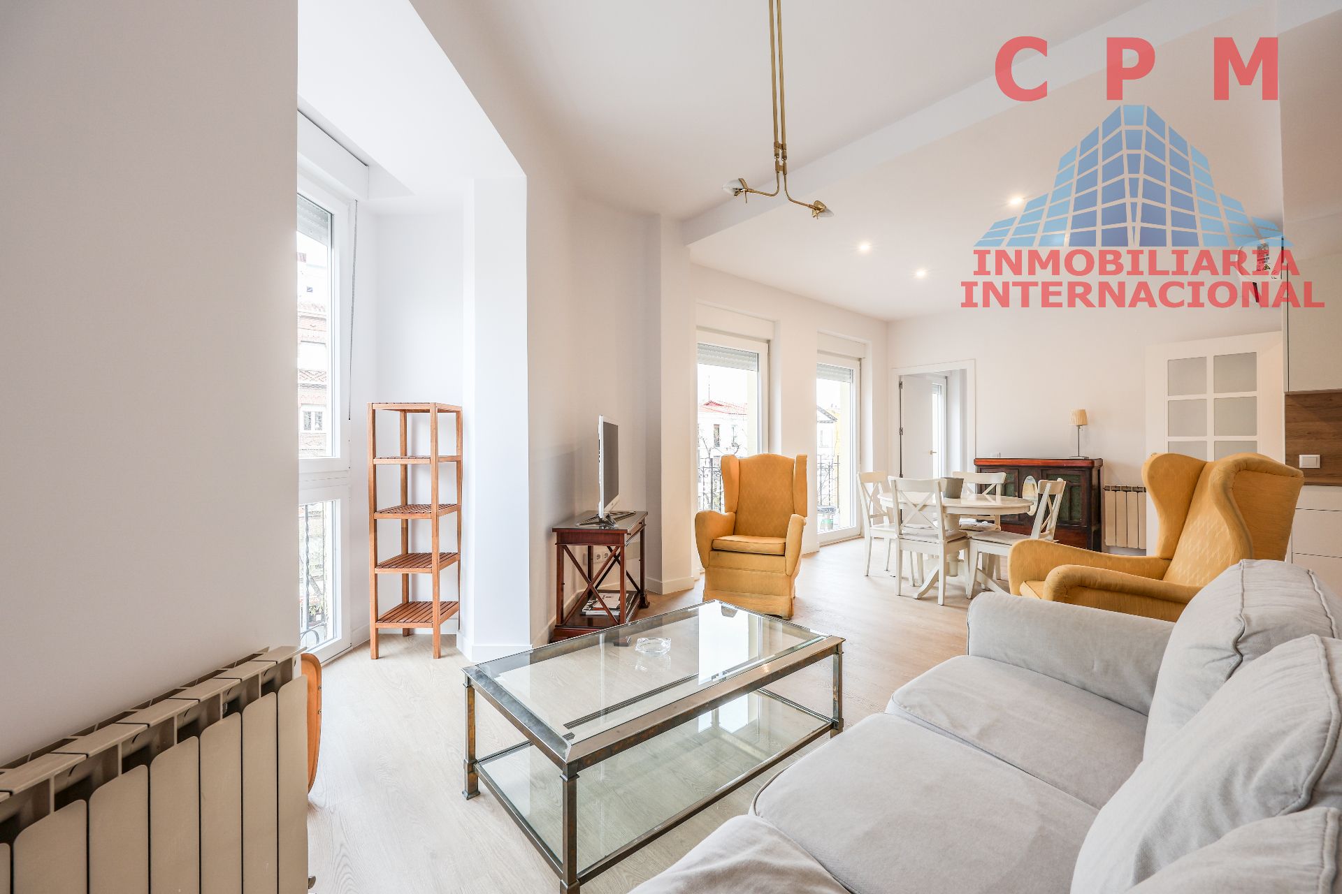 Sala d'estar de Pis de lloguer en  Madrid Capital amb Aire condicionat, Calefacció i Parquet