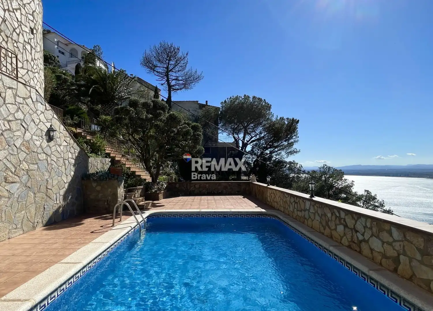 Piscina de Casa o xalet en venda en Roses amb Aire condicionat, Calefacció i Jardí privat