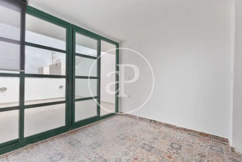 Ático en venta en Valencia con Aire acondicionado, Calefacción y Terraza
