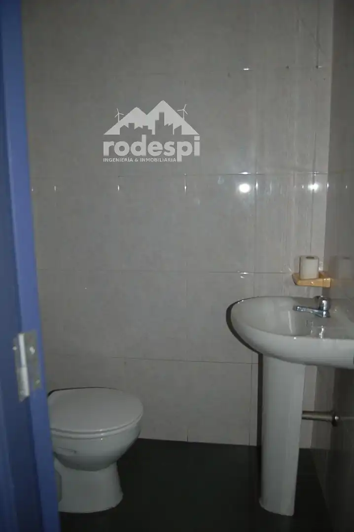 Local comercial en alquiler en Ponteareas, imagen 9