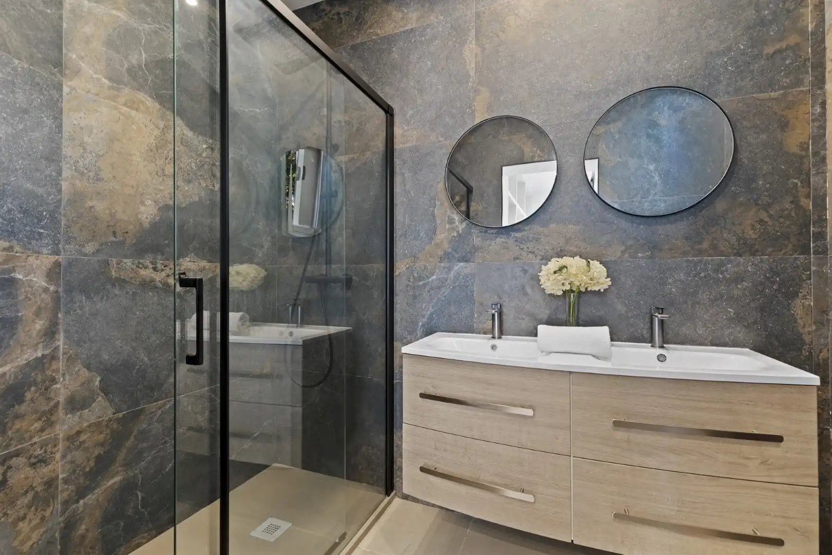 Baño de Casa adosada en venta en Mijas con Jardín privado, Terraza y Amueblado