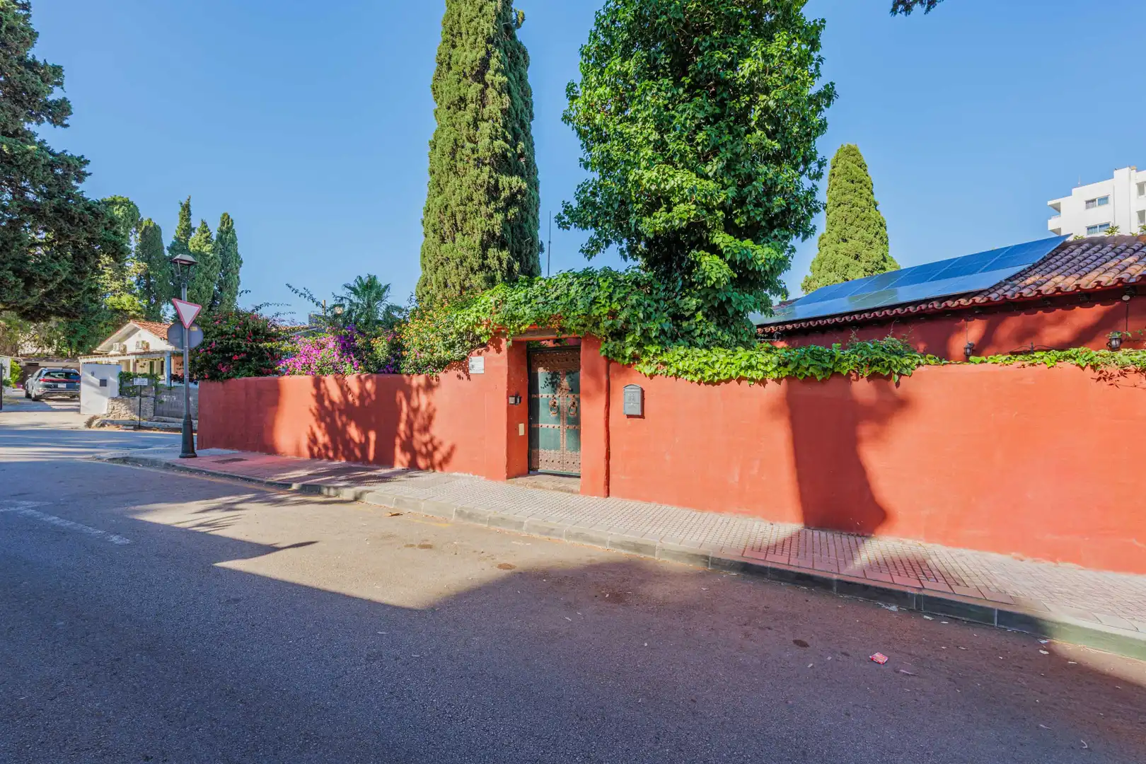 Exterior view of Houses for sale in Torremolinos  with Air Conditioner, Private garden and Terrace