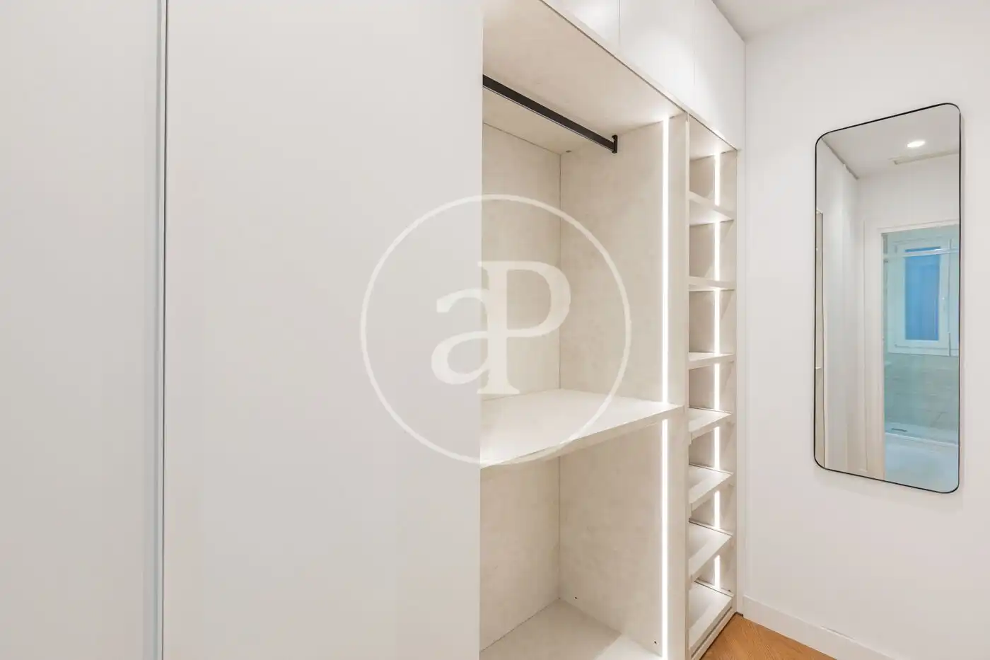 Piso en venta en Madrid con Aire acondicionado, Calefacción y Amueblado