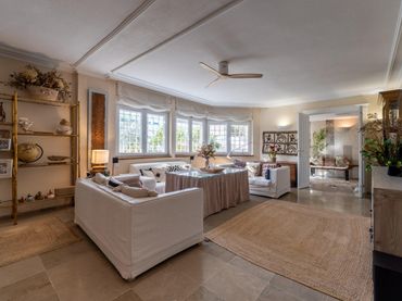 Flat with balcony for sale in Centro
