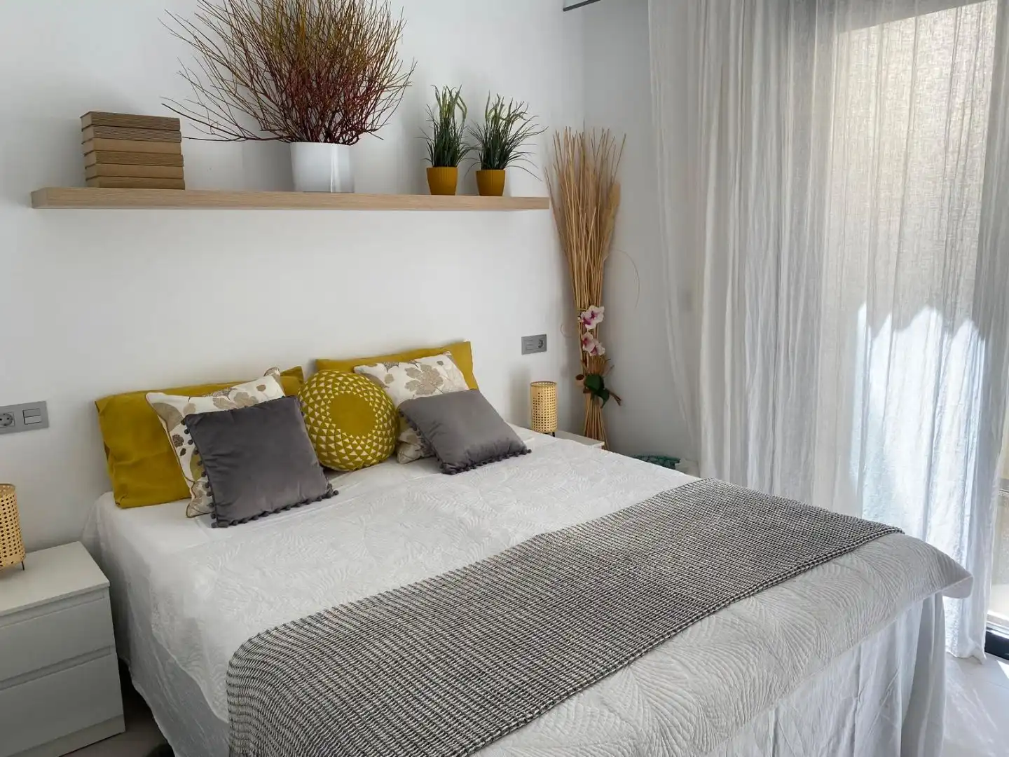 Habitación de Casa o chalet en venta en Polop con Aire acondicionado, Terraza y Piscina