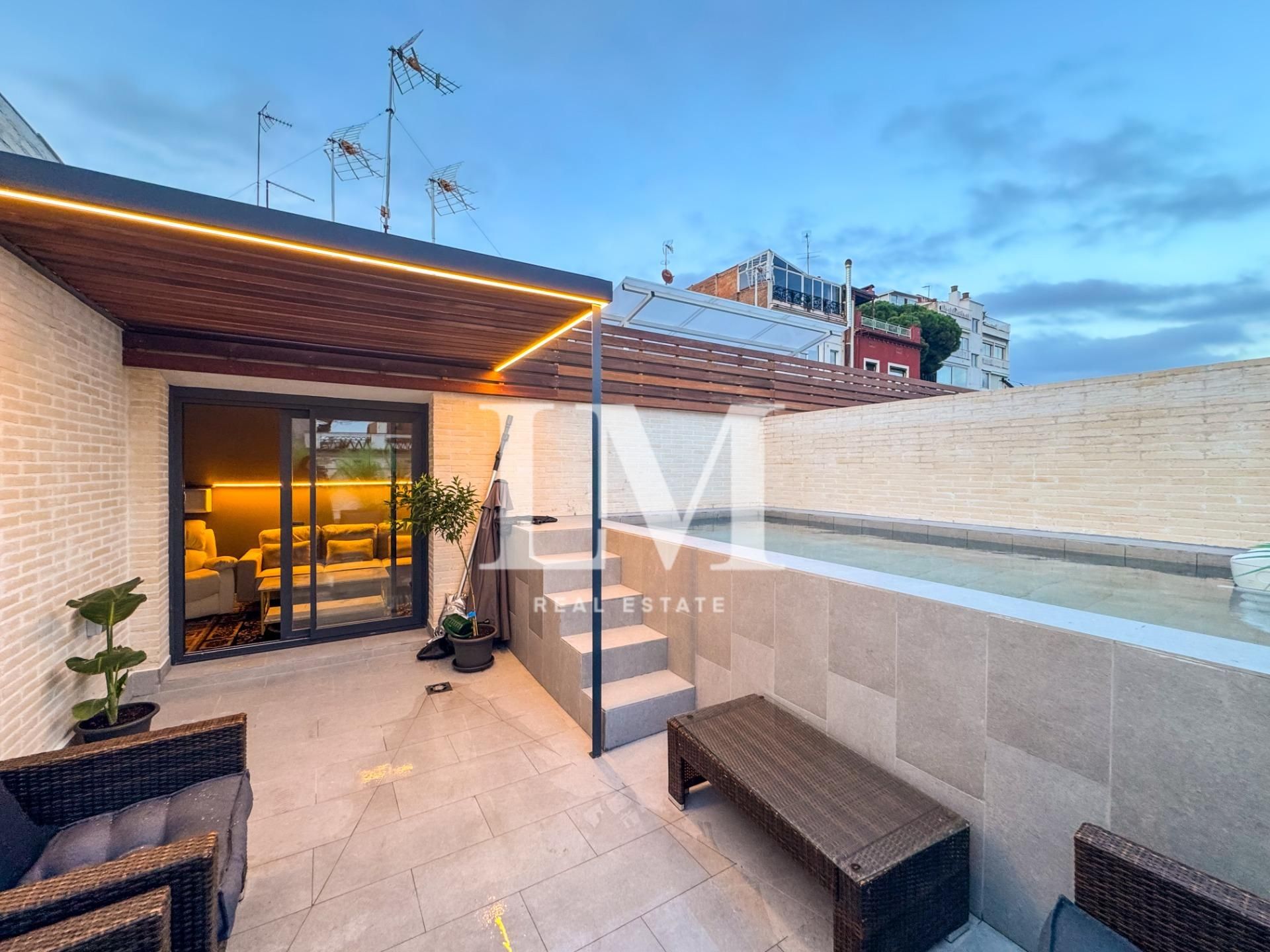 Terrace of House or chalet to rent in Esplugues de Llobregat  with Air Conditioner, Private garden and Terrace