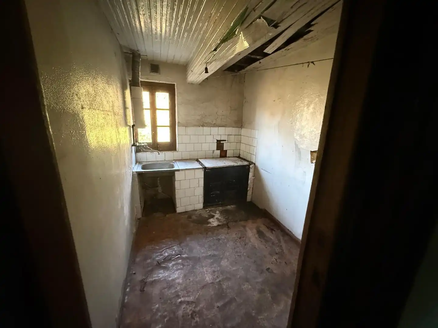 Küche von Einfamilien-Reihenhaus zum Verkauf in Grado mit Abstellraum