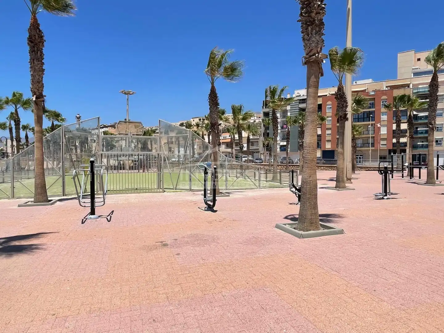 Flat with terrace for sale in Calle Mar Tirreno 1, imagen 9