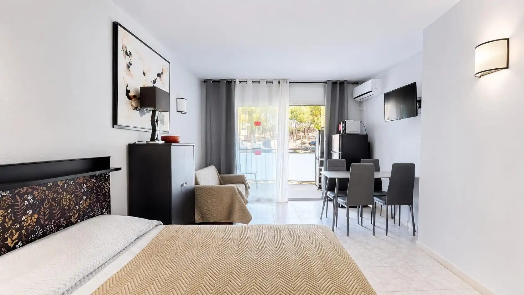Apartamento con piscina en venta en Calle DUNES LES, imagen 5