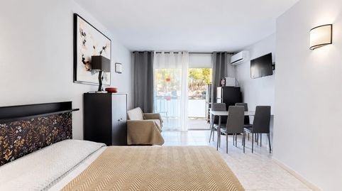 Foto 5 de Apartament en venda a Calle Dunes Les, Pla de Maset - Cap de Salou, Salou