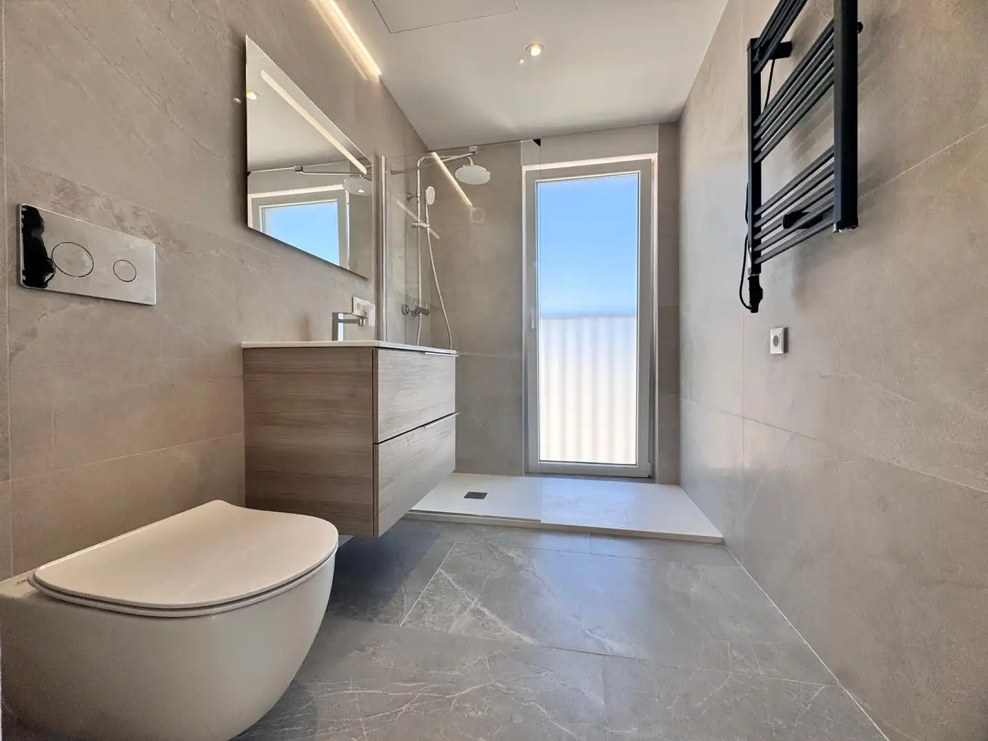 Baño de Casa o chalet en venta en L'Alfàs del Pi con Aire acondicionado, Calefacción y Terraza