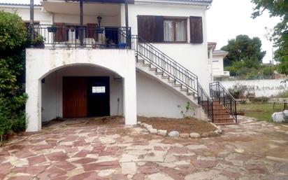 Casa adosada en venda a Caldes de Montbui