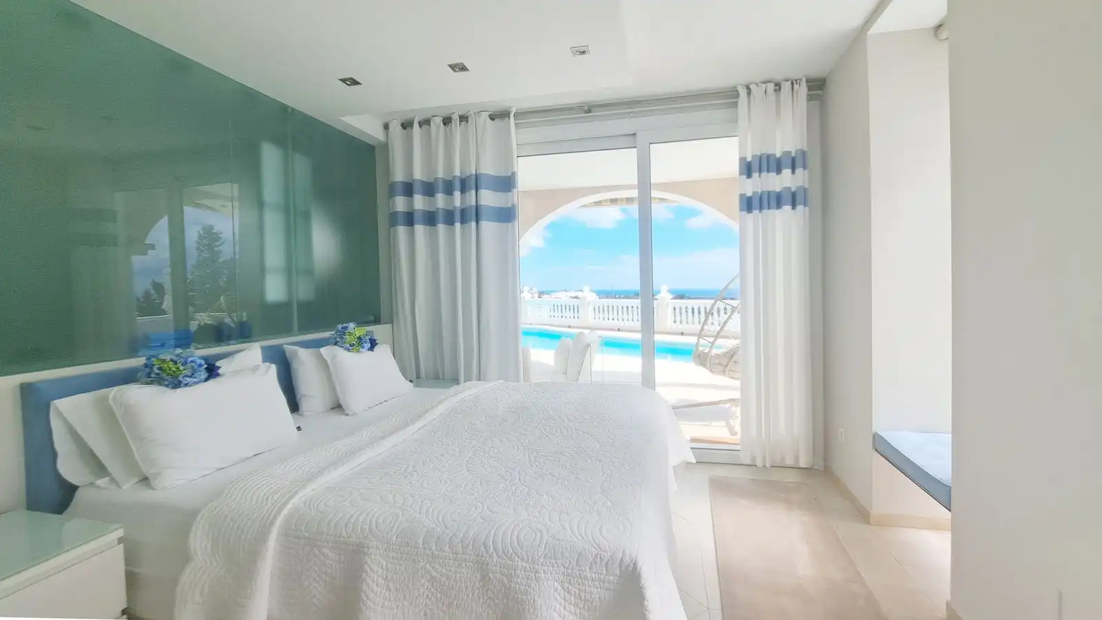 Chalet con piscina en venta en La Quinta, imagen 8