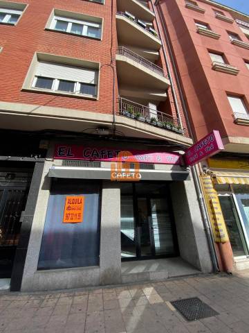 Local comercial en Alquiler en Comandante Zorita en San Claudio - La Chantría