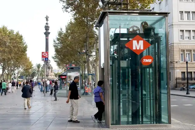 Appartamento con terrazza in vendita a Ciutat Vella, imagen 8