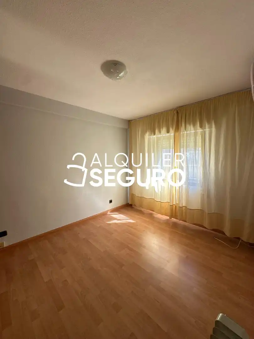 Piso de alquiler en de Isaac Peral, Villafontana - Estoril I