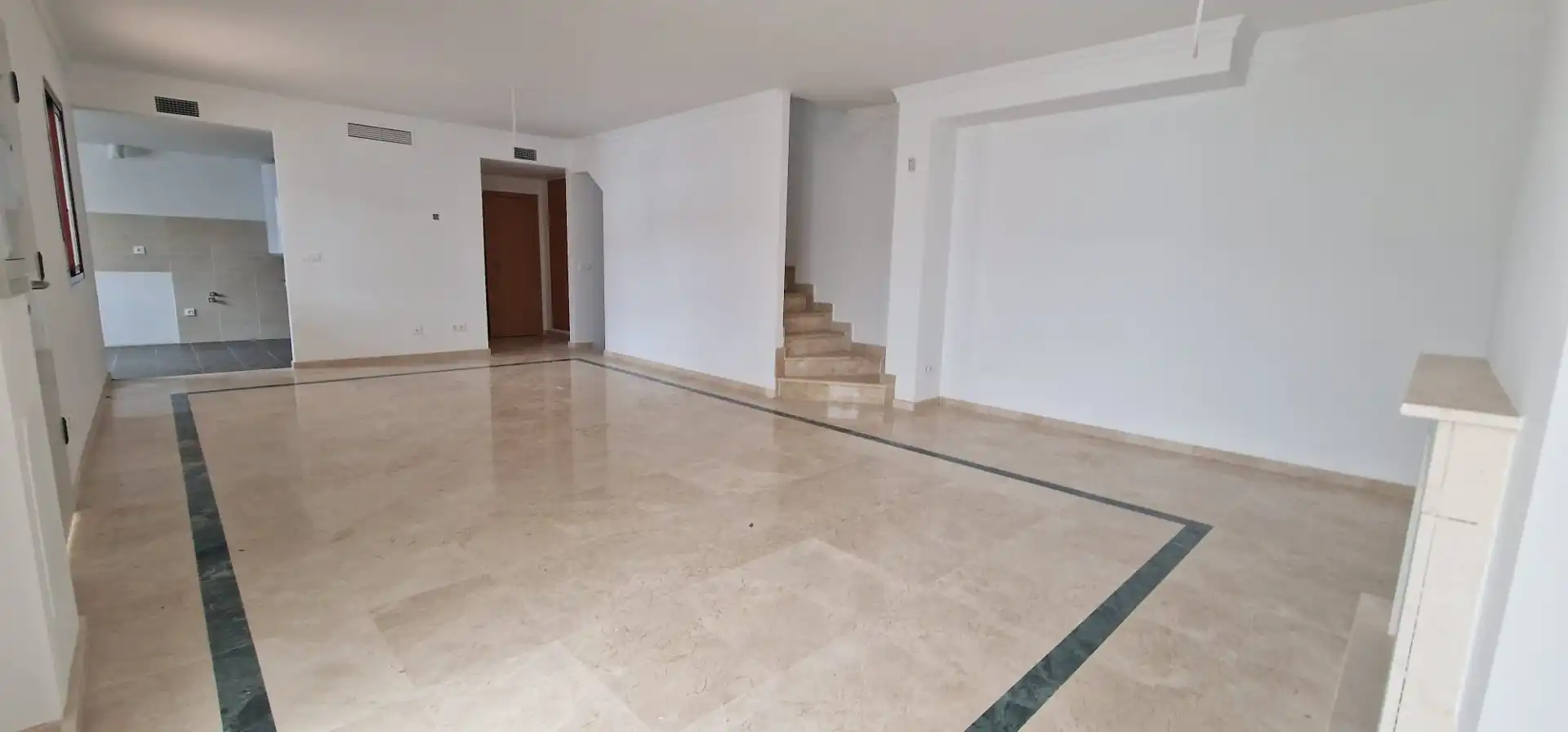 Casa adosada en venta en Casares con Terraza y Trastero