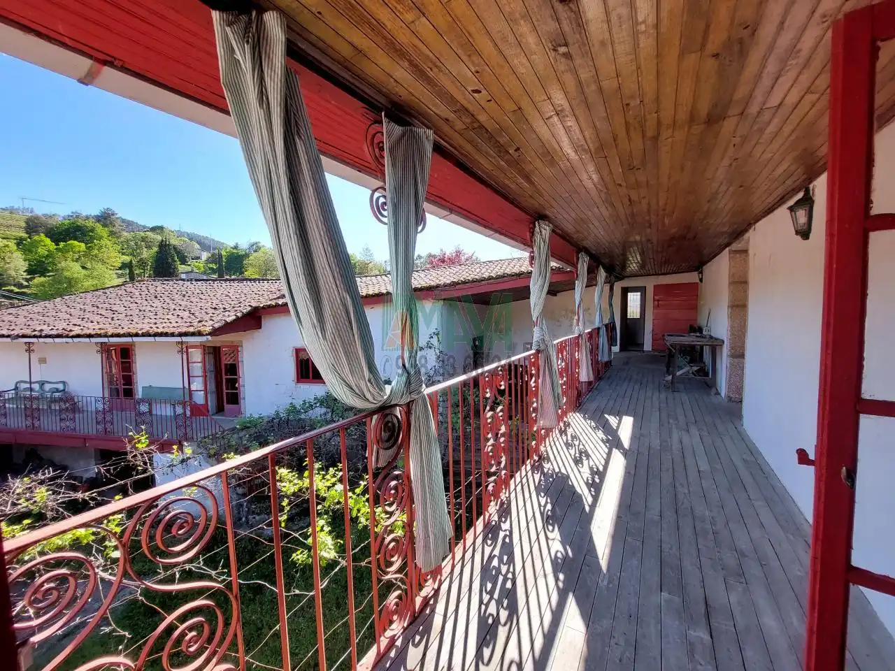 Terrassa de Casa o xalet en venda en Castrelo de Miño amb Jardí privat i Balcó