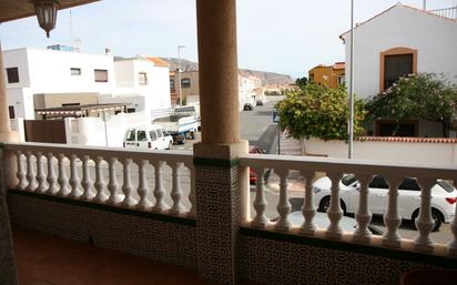 Single-family semi-detached for sale in El Parador de las Hortichuelas