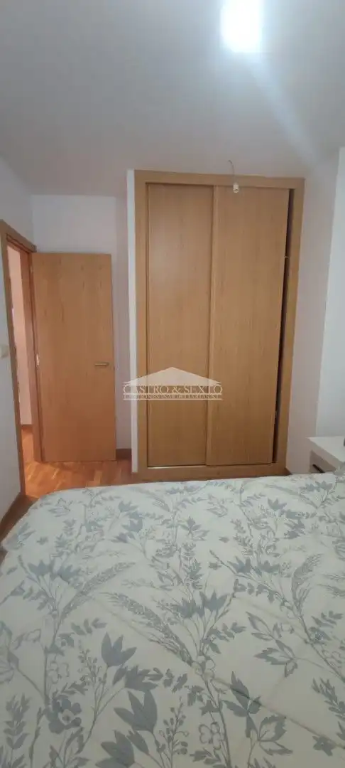 Dormitori de Apartament en venda en Sada (A Coruña) amb Calefacció i Moblat