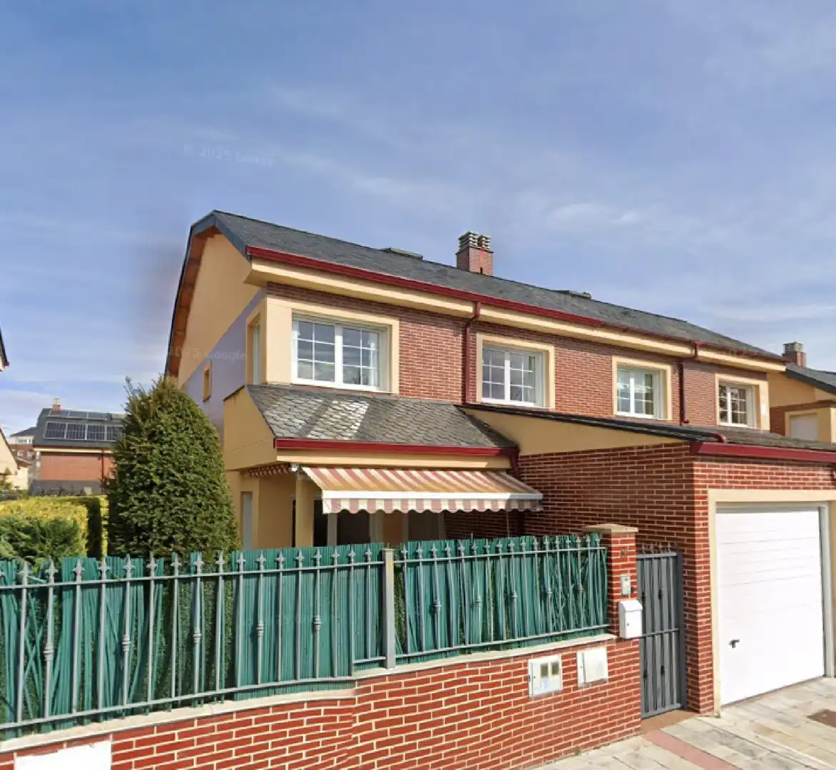 Houses for sale in Villamuriel de Cerrato