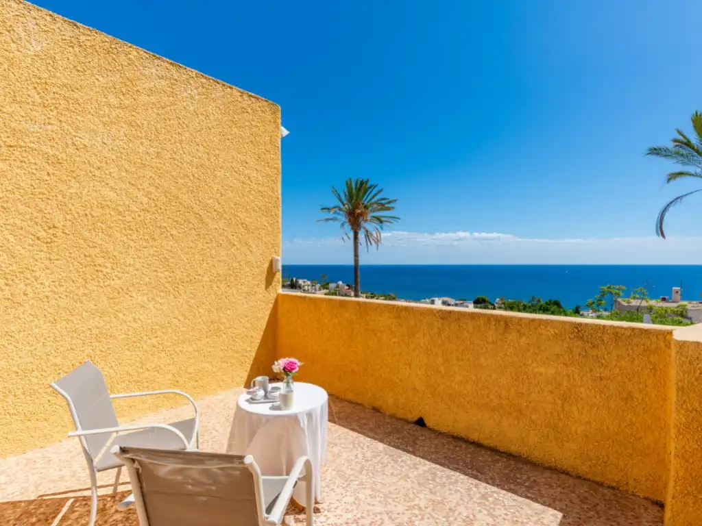 Houses for sale in Avenida Europa, Poble Nou - Montiboli