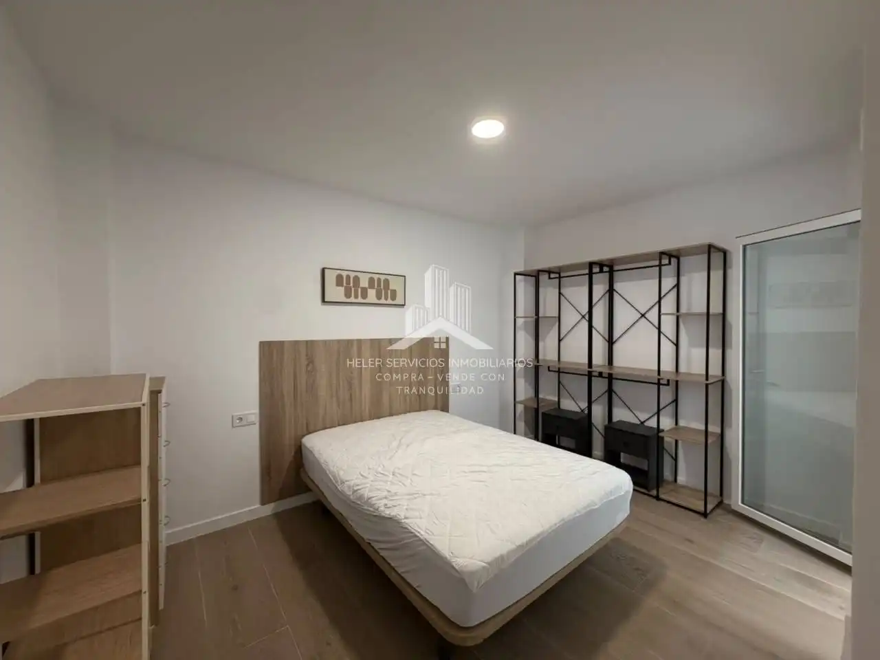 Study for rent in Calle Mare de Déu del Roser, Avenida Alemania-Italia