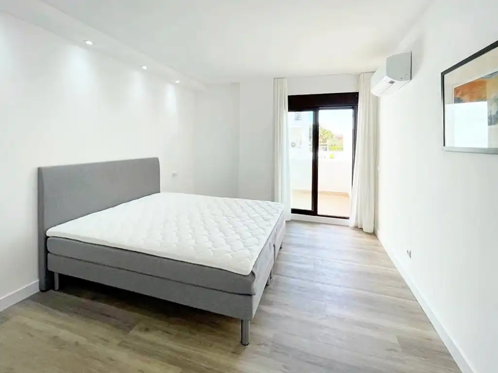 Home with pool for sale in Marbella Centro, imagen 5