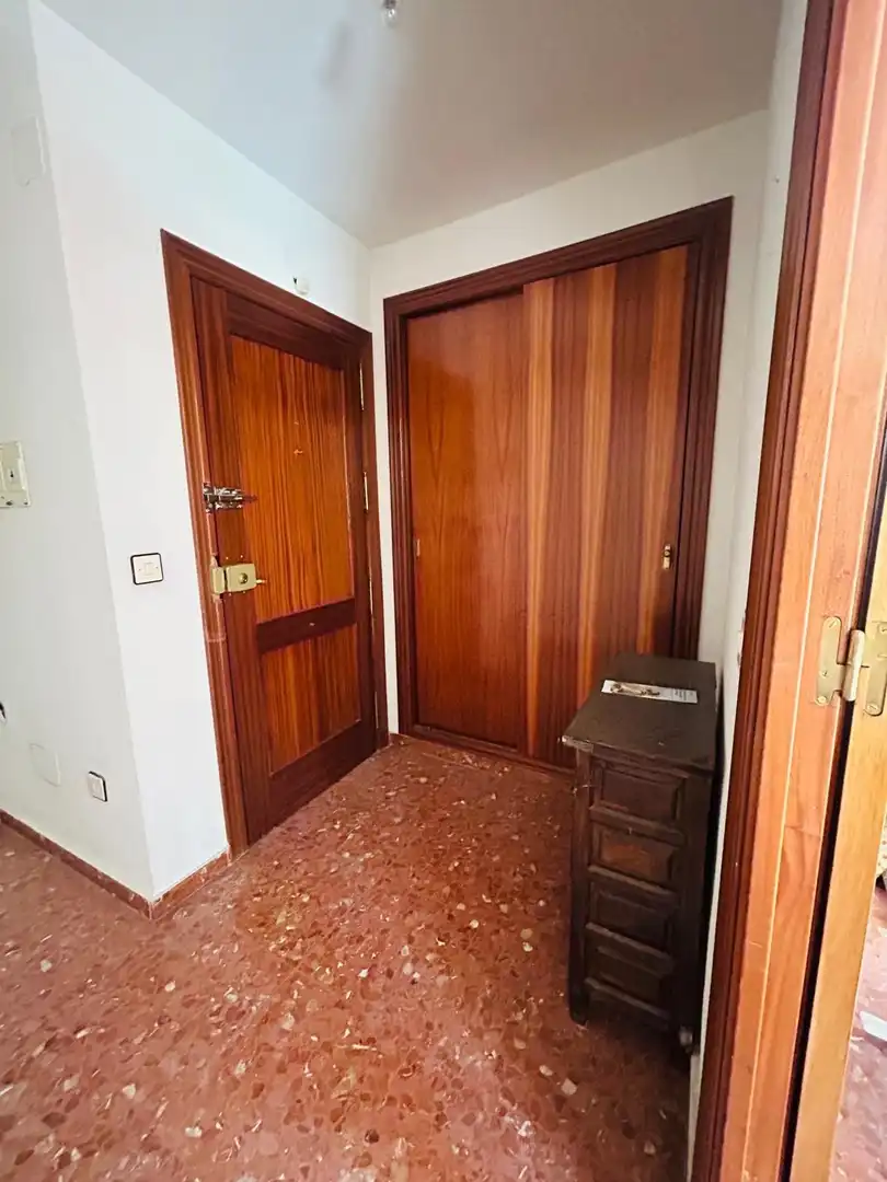 Piso con piscina en venta en Martos, imagen 2