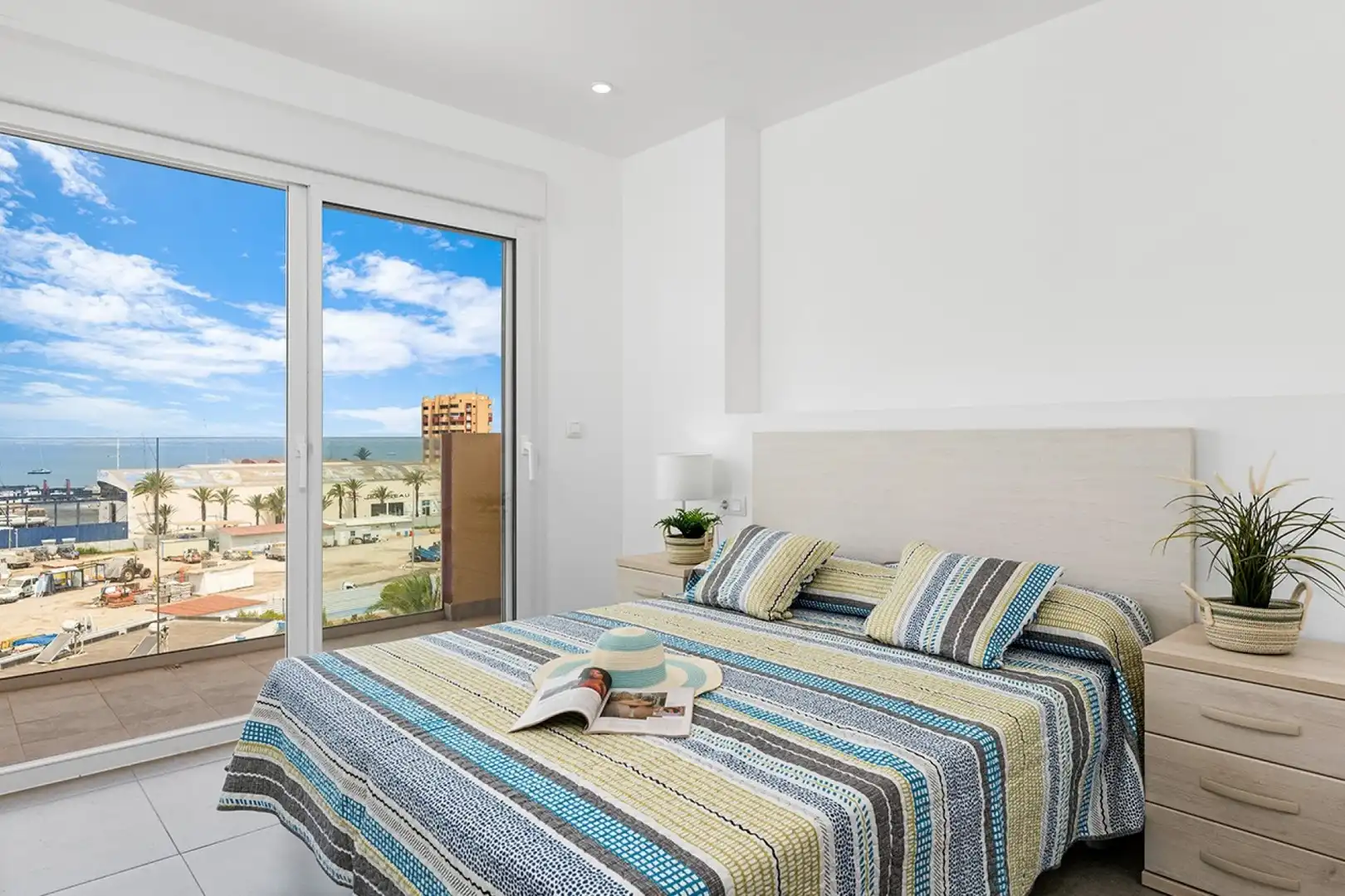 Habitación de Piso en venta en La Manga del Mar Menor con Aire acondicionado, Calefacción y Jardín privado