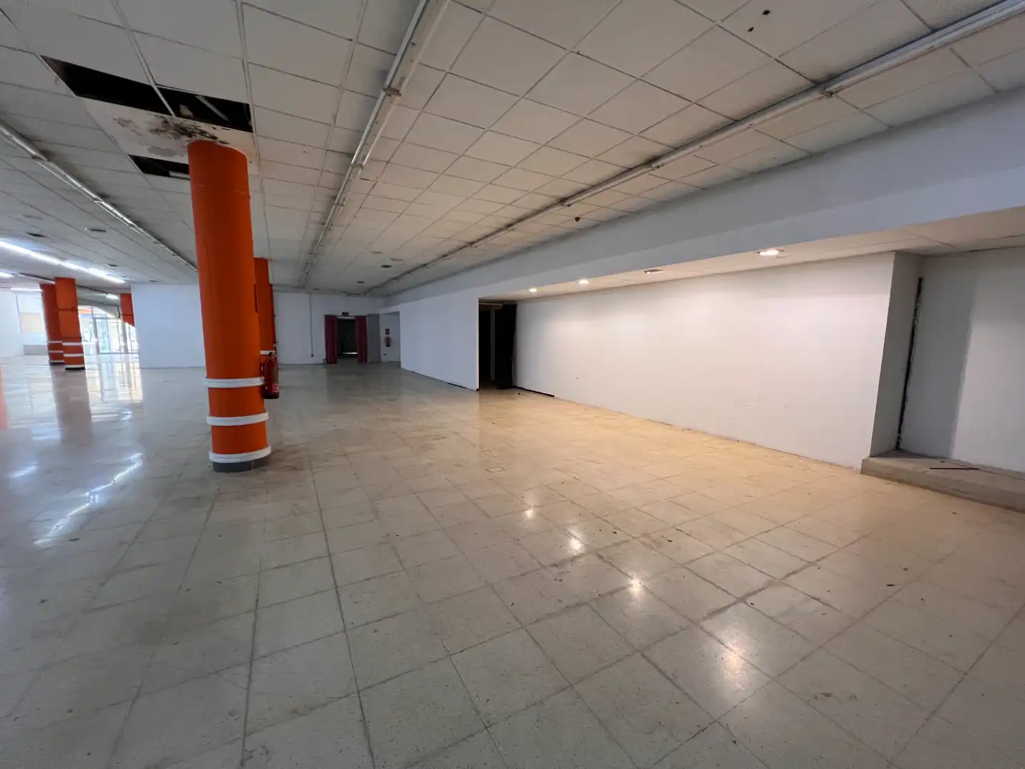 Local comercial en alquiler en Avenida Fisterra 20, imagen 11