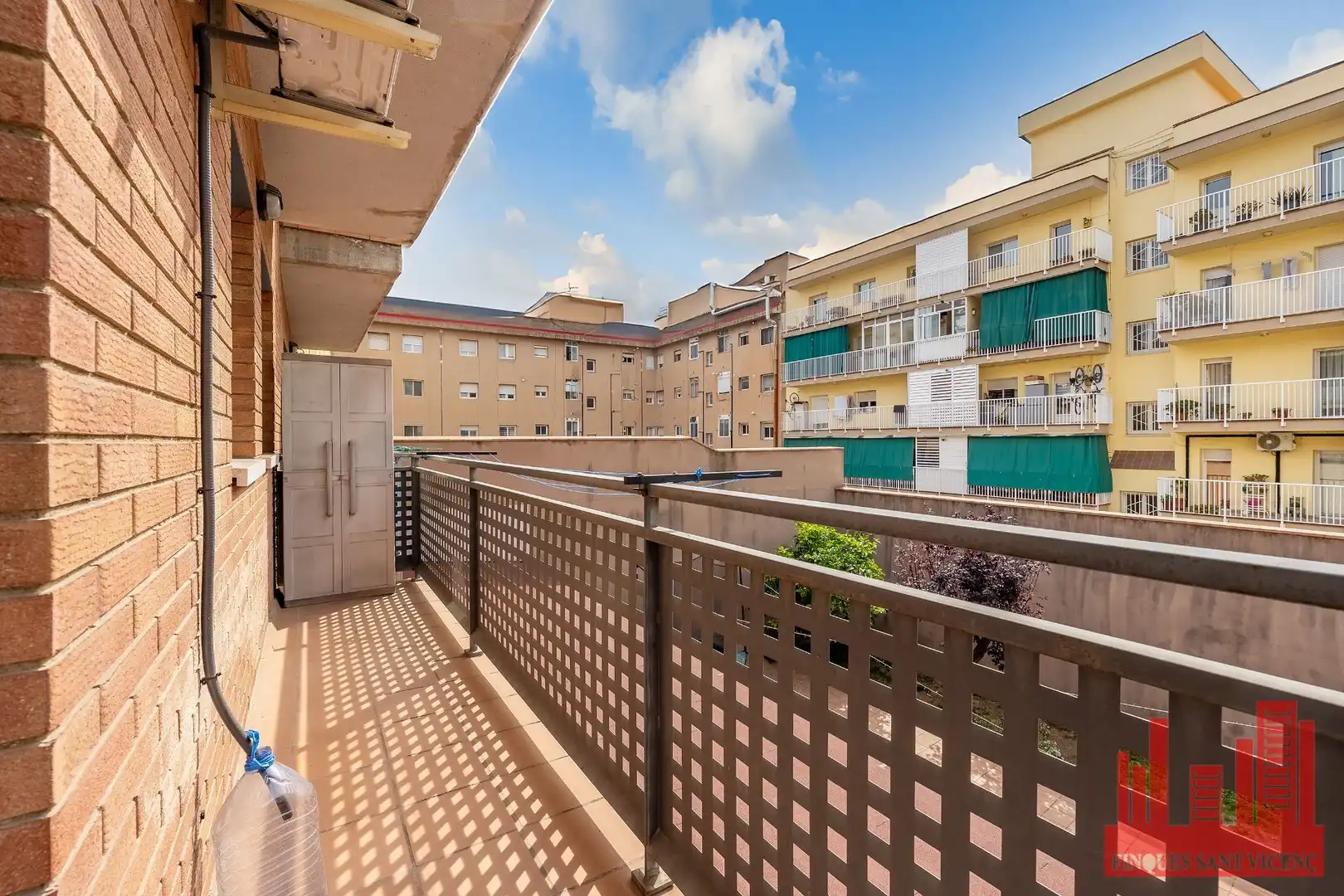 Balcony of Flat for sale in Sant Vicenç Dels Horts  with Air Conditioner and Heating
