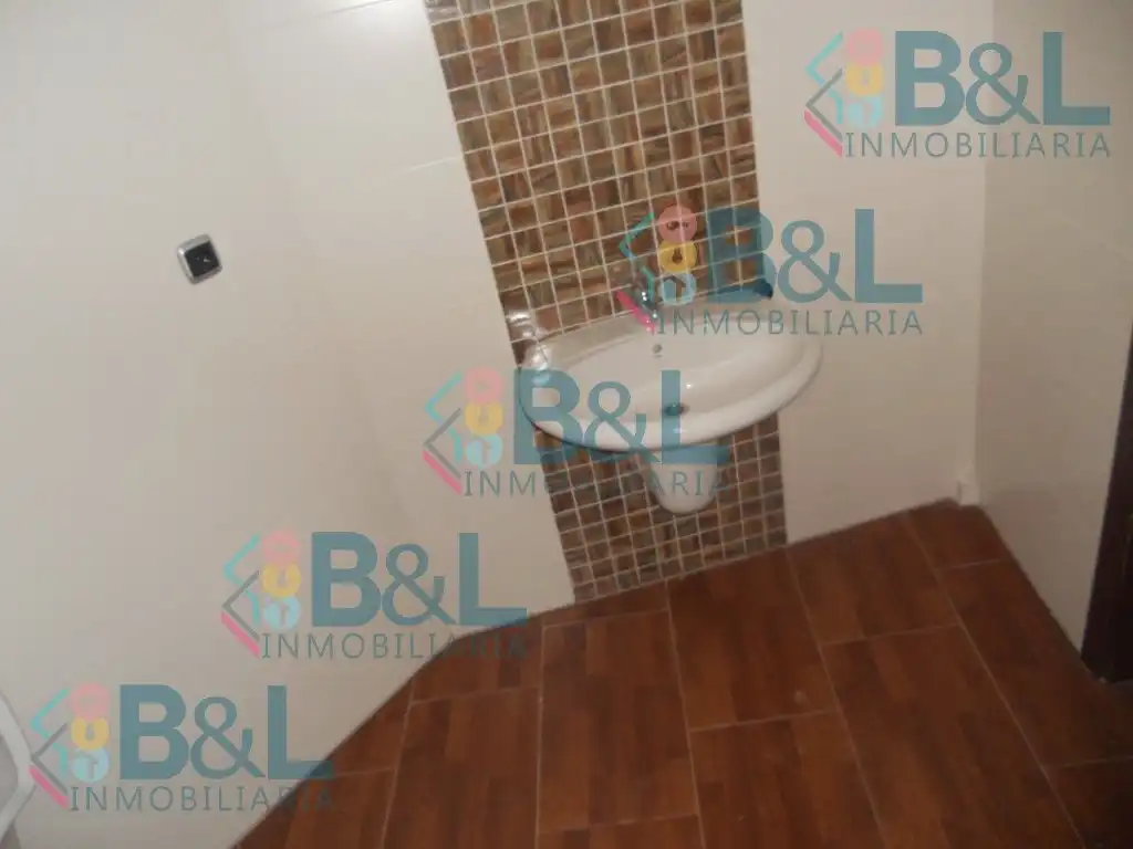 Badezimmer von Büro zum Verkauf in Punta Umbría
