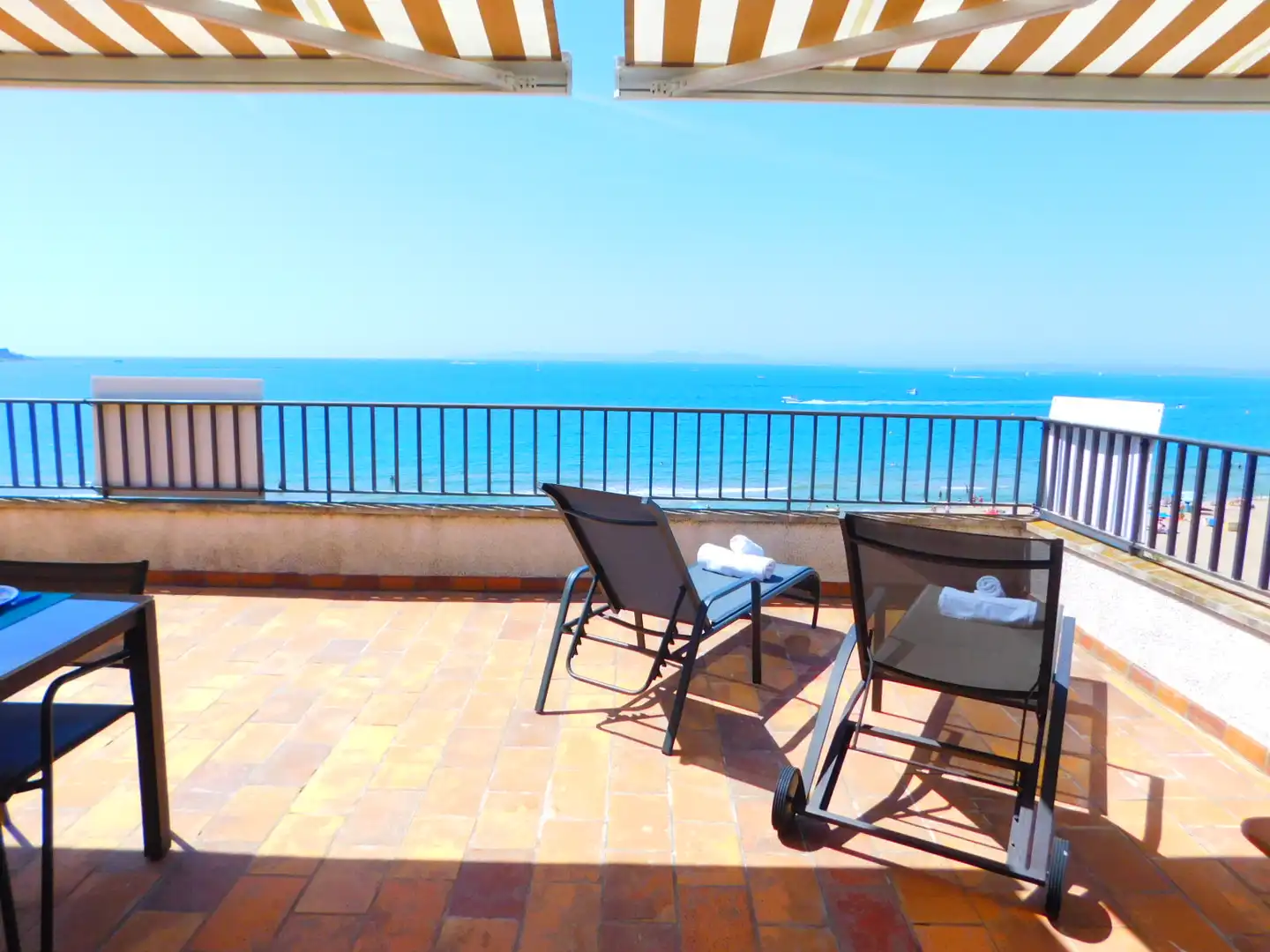 Terrace of Attic for sale in Roses  with Air Conditioner, Heating and Terrace