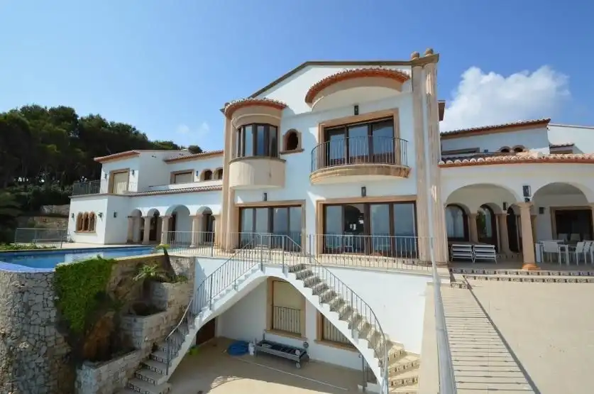 Vista exterior de Casa o xalet en venda en Jávea / Xàbia amb Aire condicionat, Jardí privat i Terrassa